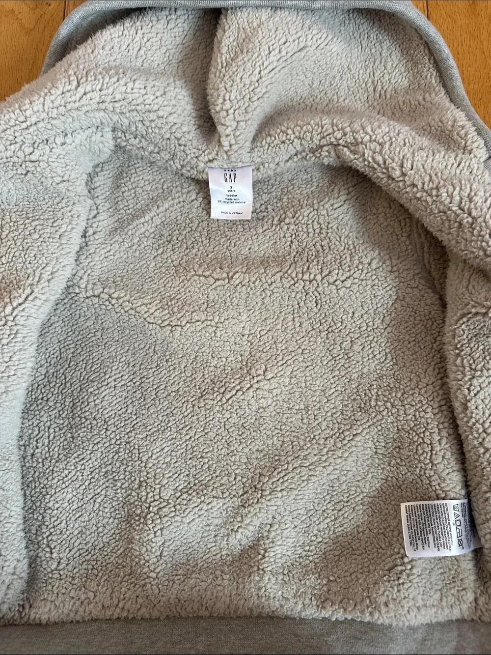 GAP cozy gray